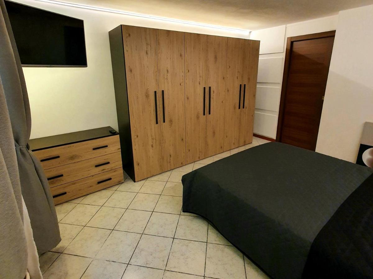 סויאנו דל לאגו Appartamento Stropea Con Giardino Privato E Piscina מראה חיצוני תמונה